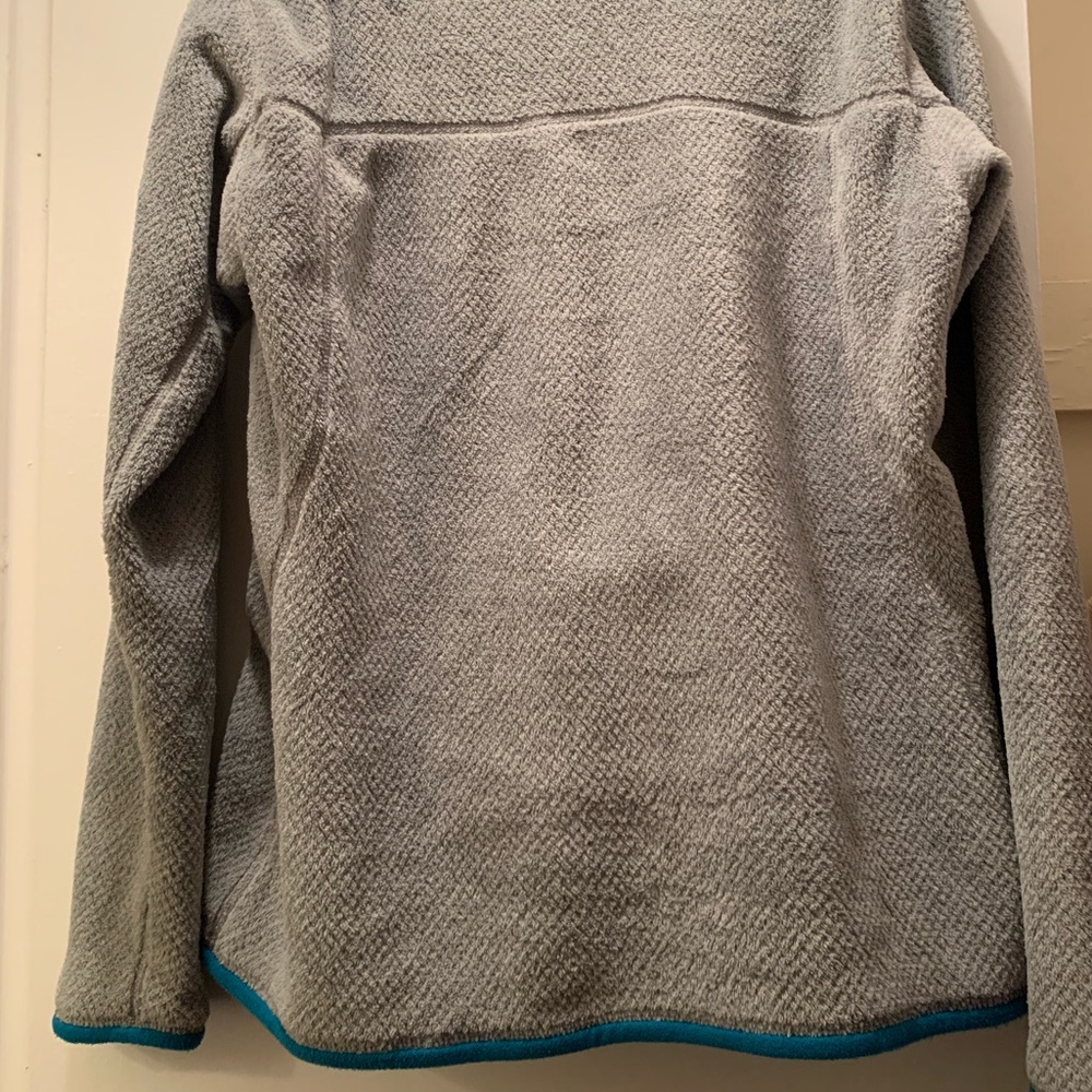 Patagonia Fleece Jacket- RARE COLOR - Picture 4 of 5